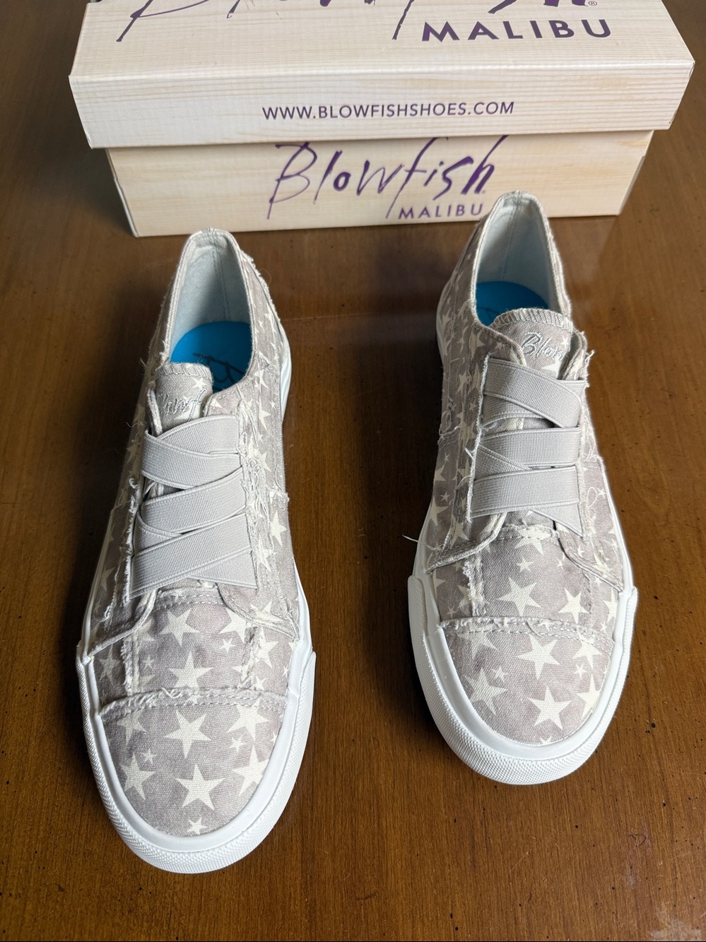 NEW BLOWFISH marley sneakers in gray wonder star - Picture 2 of 8